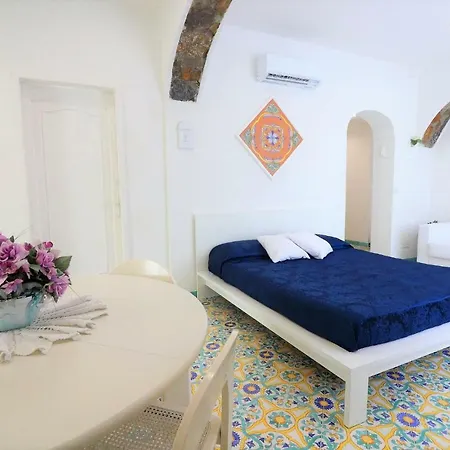 Sorrento Realty Holidays - Erika Apt Appartement