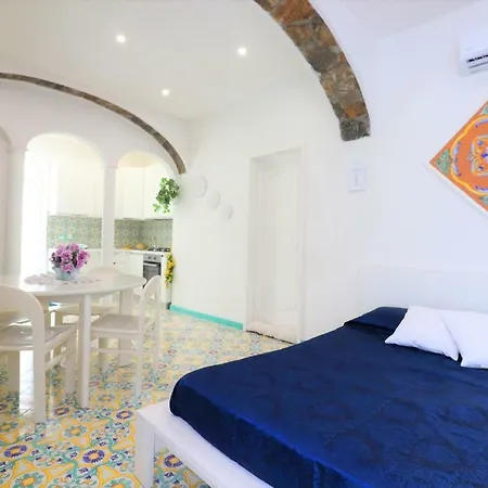 Sorrento Realty Holidays - Erika Apt Appartement