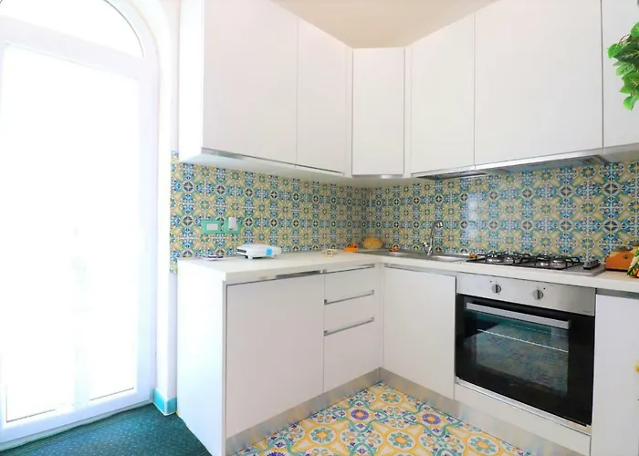 Sorrento Realty Holidays - Erika Apt Apartment Positano